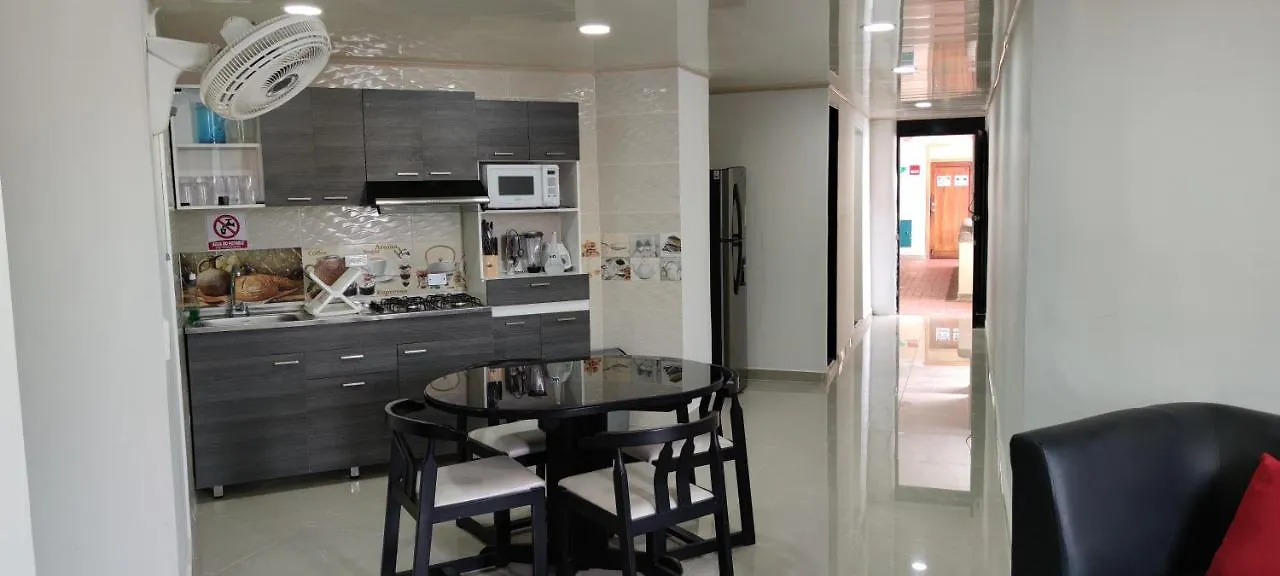 Condominio al frente de la playa EL RODADERO! Amplio y hermoso apartamento Santa Marta  Santa Marta (Magdalena)